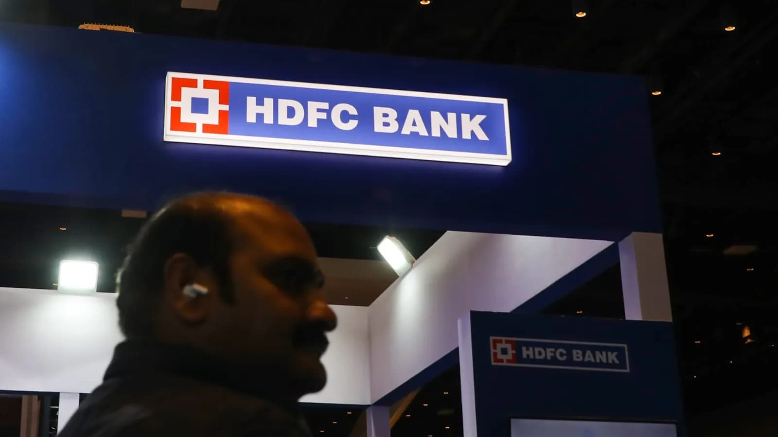 HDFC Bank shares rise as CEO announces surprise exit