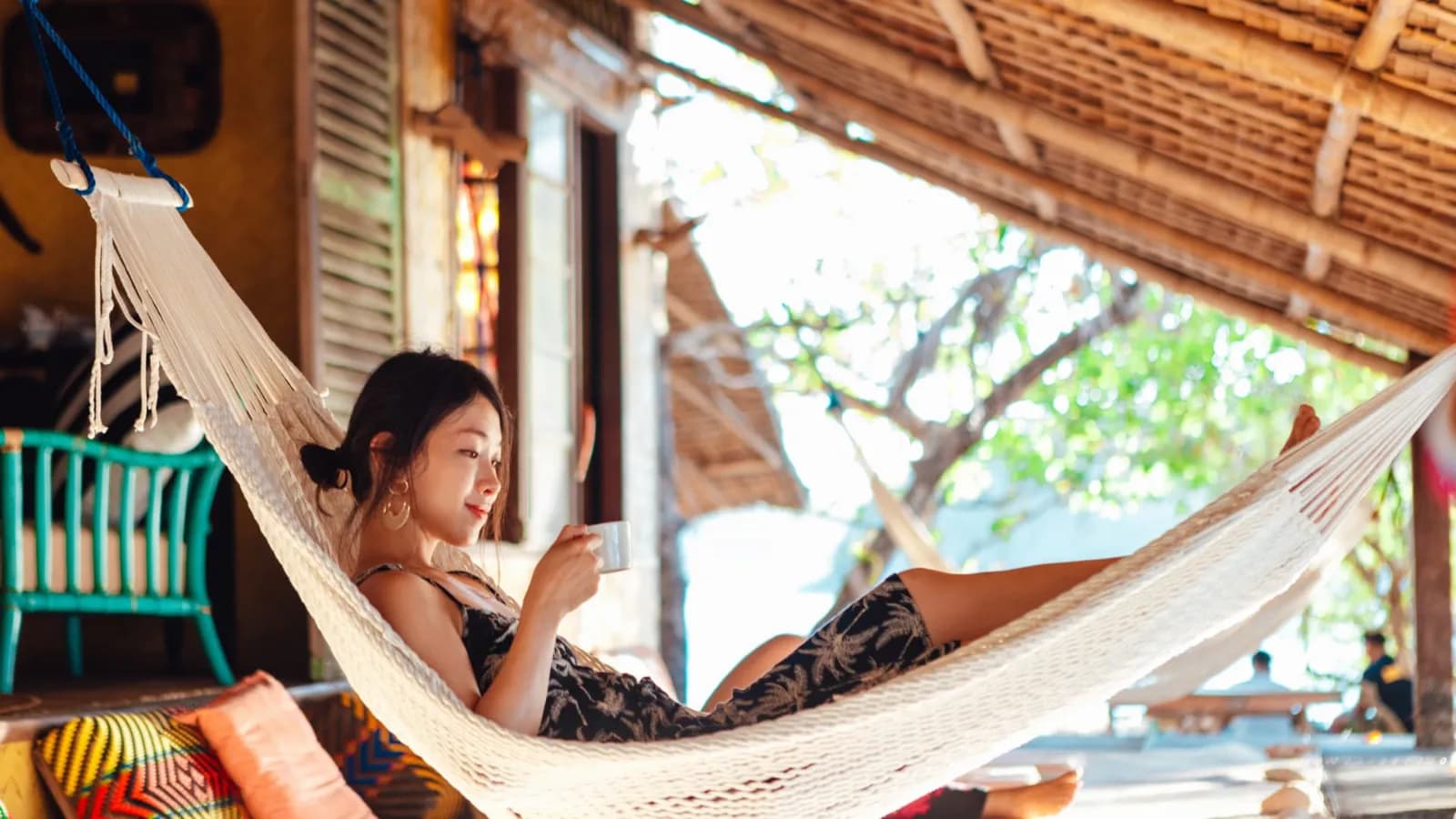 Travel shoulder season savings shrink