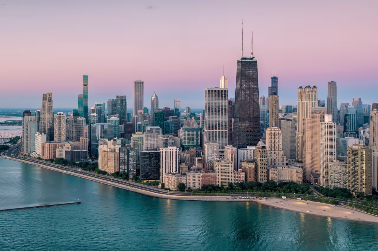Chicago home prices rise most in U.S. over past year